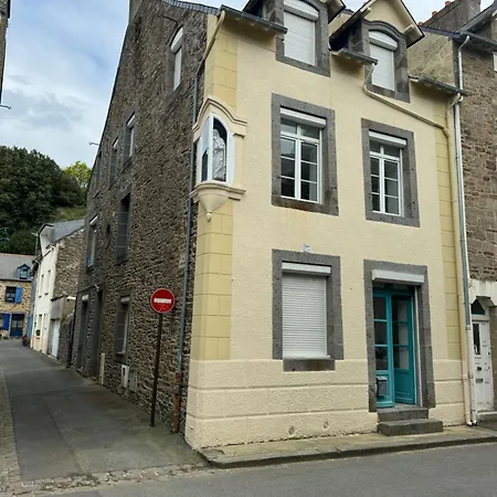 Le Victor Hugo Apartment Cancale Exterior photo